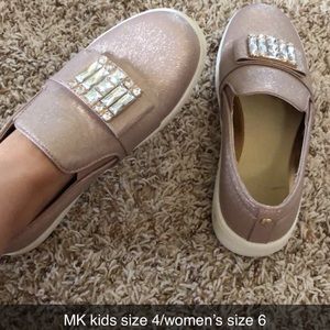 Michael Kors kids 4/women’s 6